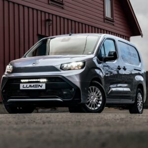Lumen Toyota ProAce 2025+ grillkit (Lumen Helios Performance CS20)