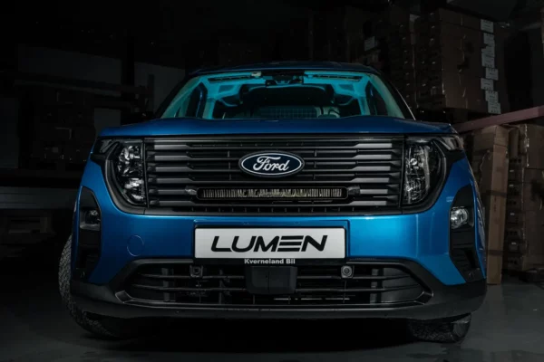 Lumen grillkit Ford Transit Courier Trend/Limited 2024+ (Lumen Helios Performance CS20)