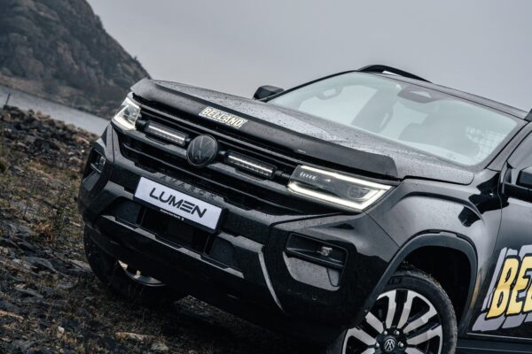 Lumen VW Amarok 2023+ grillkit (Lumen Helios DX10 x 2) - Bild 5