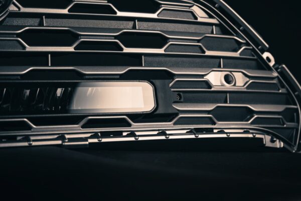 Lumen Toyota Rav4 2019+ Hybrid grillkit (Lumen Helios Performance S20) - Bild 4