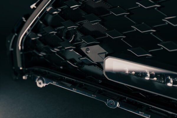 Lumen Toyota Rav4 Plugin-Hybrid grillkit (Lumen Helios Performance S20) - Bild 4