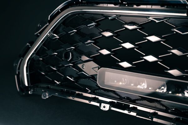 Lumen Toyota Rav4 Plugin-Hybrid grillkit (Lumen Helios Performance S20) - Bild 3