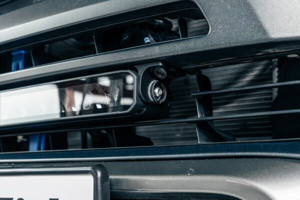 Lumen Toyota Hilux Invincible X Grillkit (Lumen Helios Performance CS20) - Bild 3