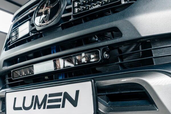 Lumen Toyota Hilux Invincible X Grillkit (Lumen Helios Performance CS20) - Bild 4