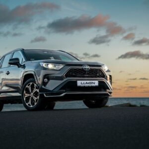 Lumen Toyota Rav4 Plugin-Hybrid grillkit (Lumen Helios Performance S20)