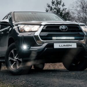 Lumen Toyota Hilux SR 2021+ grillkit (Lumen Helios DX20)