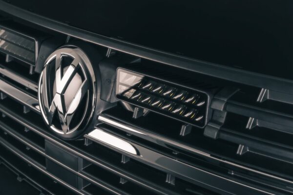 Lumen VW T6.1 grillkit (Lumen Helios SQ16 x 2)