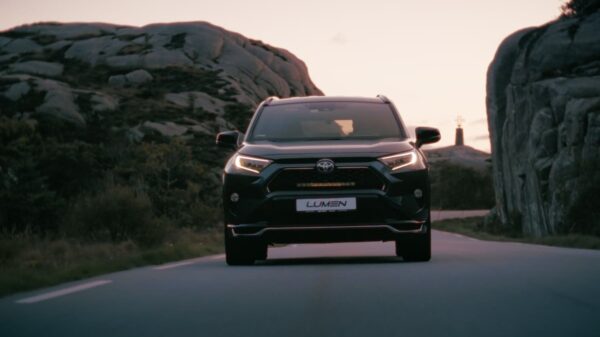 Lumen Toyota Rav4 Plugin-Hybrid grillkit (Lumen Helios Performance S20) - Bild 9
