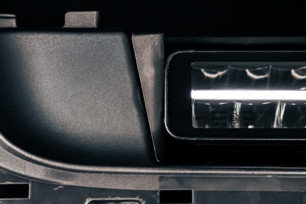 Lumen Volvo FH Aero grillkit (Lumen Helios DX10 x 2) - Bild 7