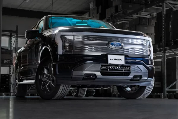 Lumen grillkit Ford F150 Lightning 2022+ (Lumen Helios Performance CS20 LED bar)