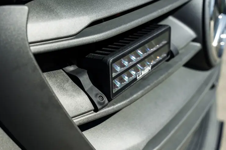 Lumen grillkit Mercedes E-Sprinter 2022+ (Lumen Helios SQ 16) - Bild 4