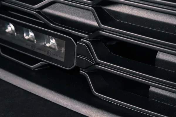 Lumen grillkit Ford Transit Courier Active 2024+ (Lumen Helios Performance CS20 LED bar) - Bild 2