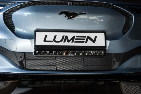 Lumen grillkit Ford Mustang (Lumen Helios Performance CS20 LED bar) - Bild 3