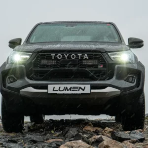 Lumen Toyota Hilux GR2 Sport 2025+ grillkit (Lumen Helios SQ16 x 2)