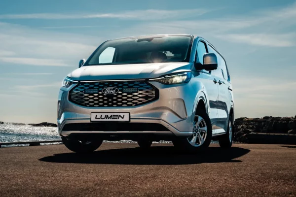 Lumen grillkit Ford E-Transit Custom 2024+  (Lumen Helios SQ16 x 2)