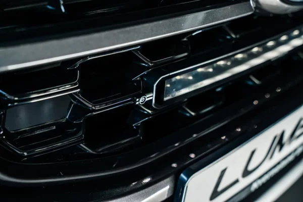 Lumen grillkit Ford Ranger Wildtrack 2024+ (Lumen Helios Performance CS20 LED bar Slim) - Bild 5